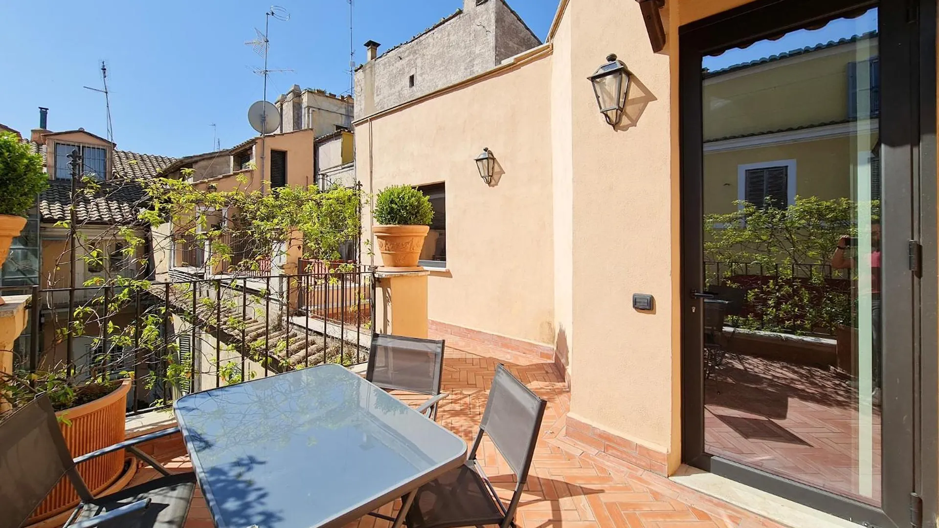 Cs Stylish Loft With Terrace Spanish Steps Rome