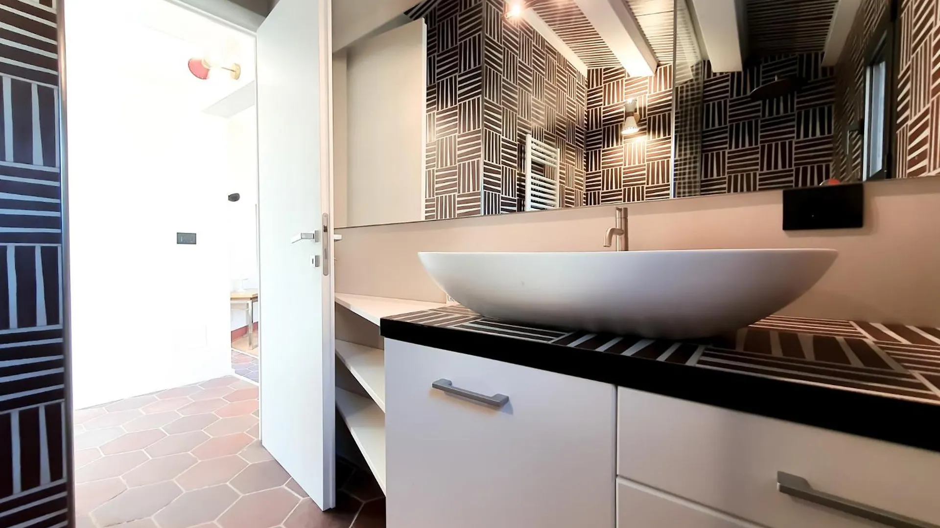 Cs Stylish Loft With Terrace Spanish Steps Rome Apartment